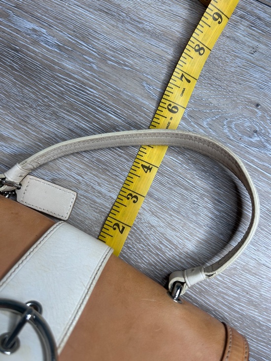 Vintage Coach Soho Vachetta Leather Top Handle Bag Classic Buckle Detail